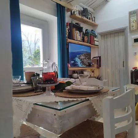 Jenoa, Sealight House Vakantiehuis *