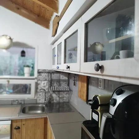 Iliopetra בית נופש *