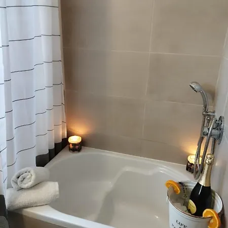 Vakantiehuis Jenoa, Sealight House