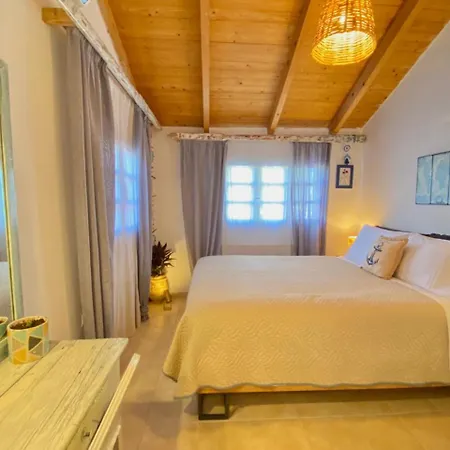 Vakantiehuis Jenoa, Sealight House Agios Nikolaos (Zakynthos)